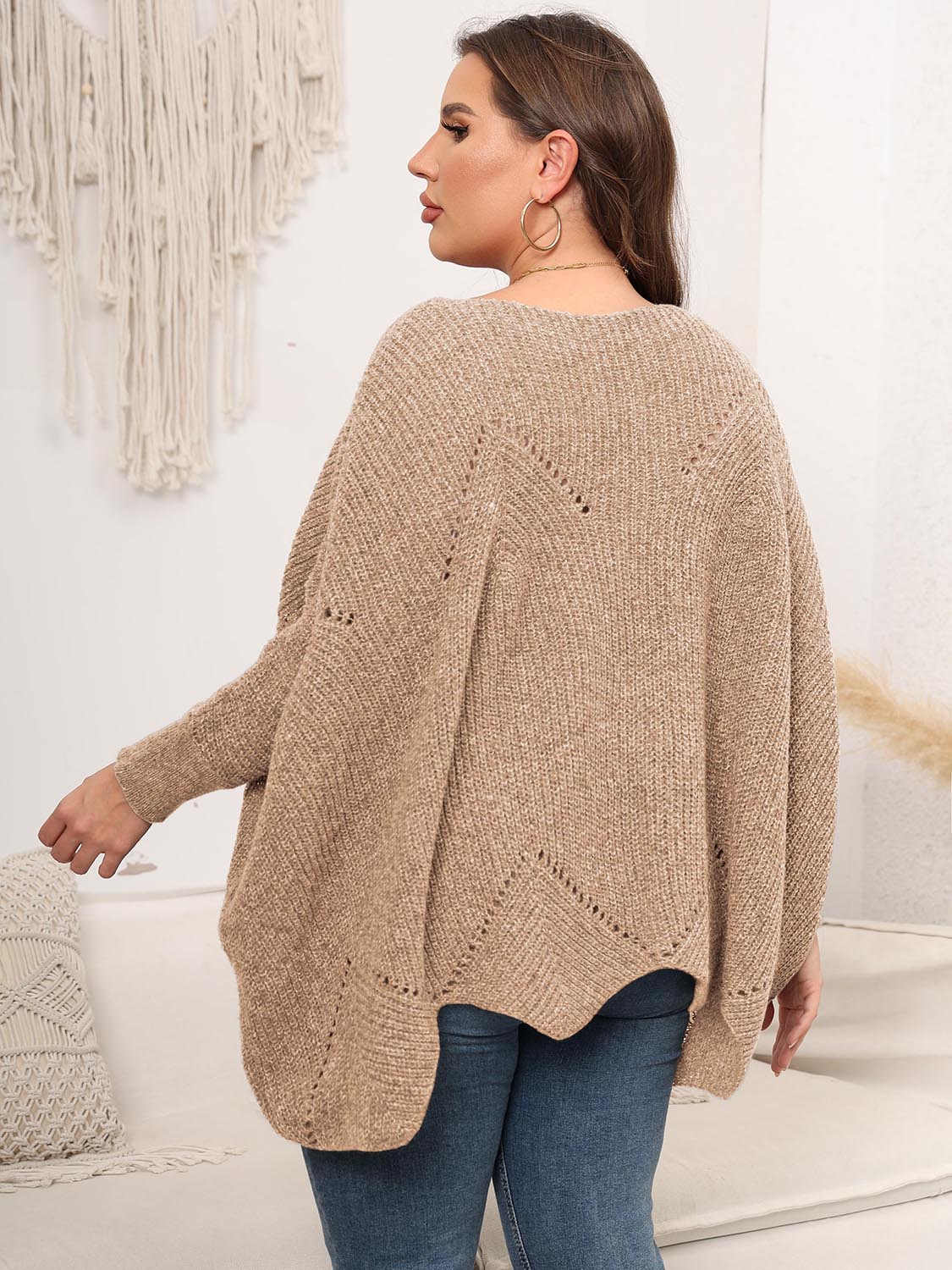 Plus Size Round Neck Batwing Sleeve Sweater - Sweaters