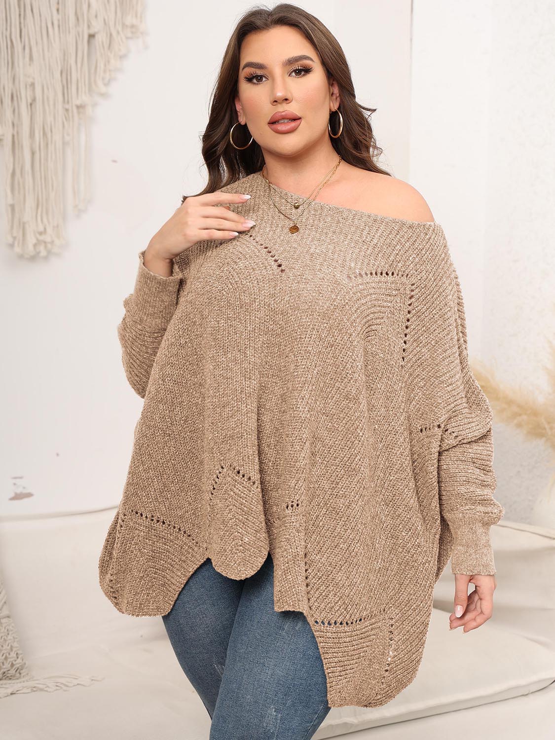 Plus Size Round Neck Batwing Sleeve Sweater - Sweaters