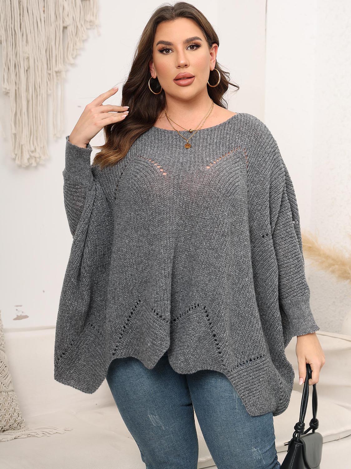 Plus Size Round Neck Batwing Sleeve Sweater - Sweaters