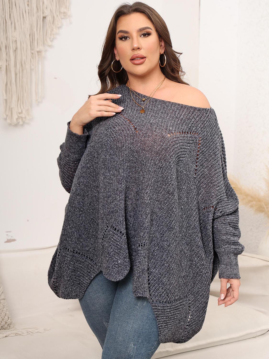 Plus Size Round Neck Batwing Sleeve Sweater - Sweaters