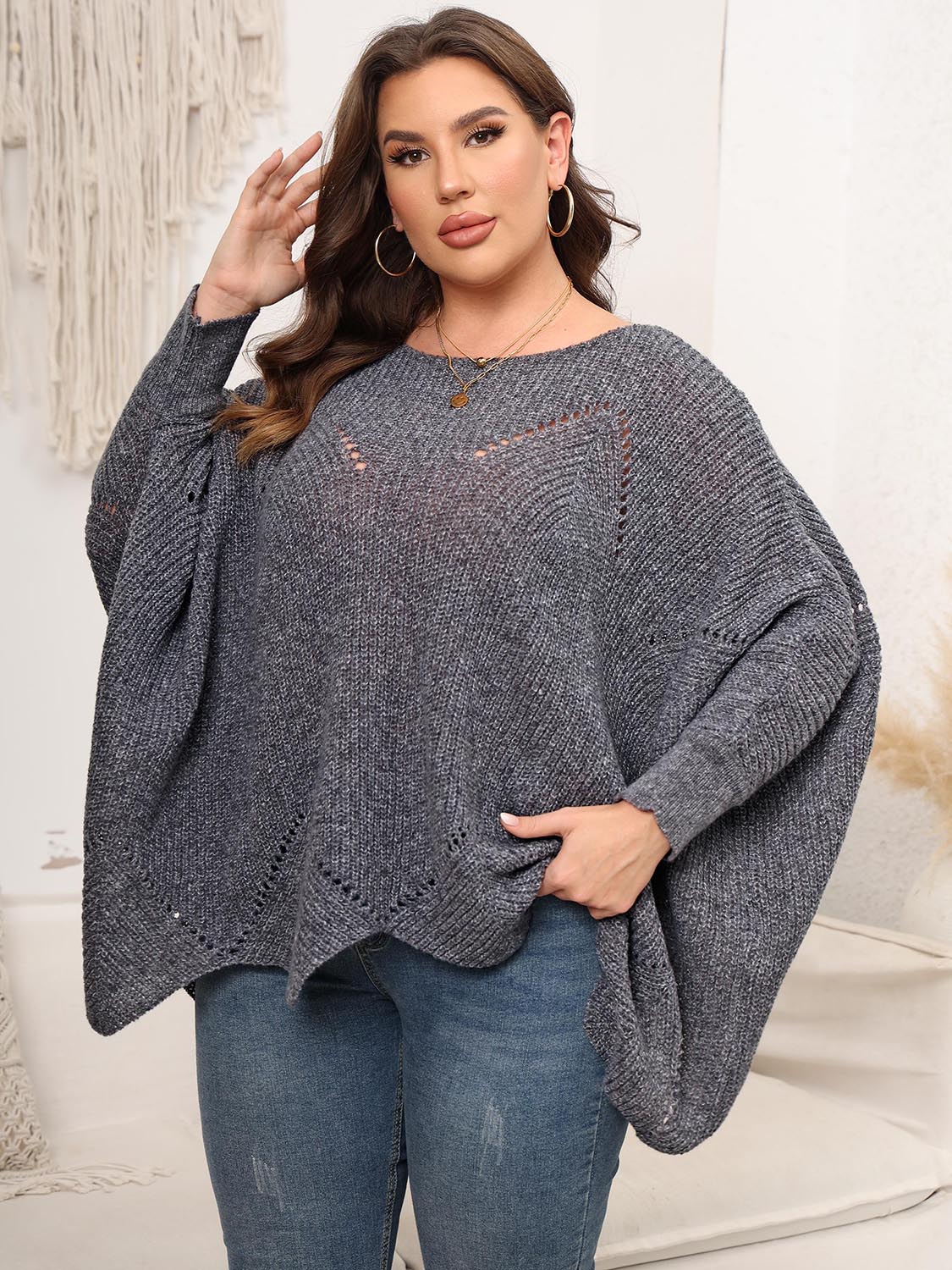 Plus Size Round Neck Batwing Sleeve Sweater - Sweaters