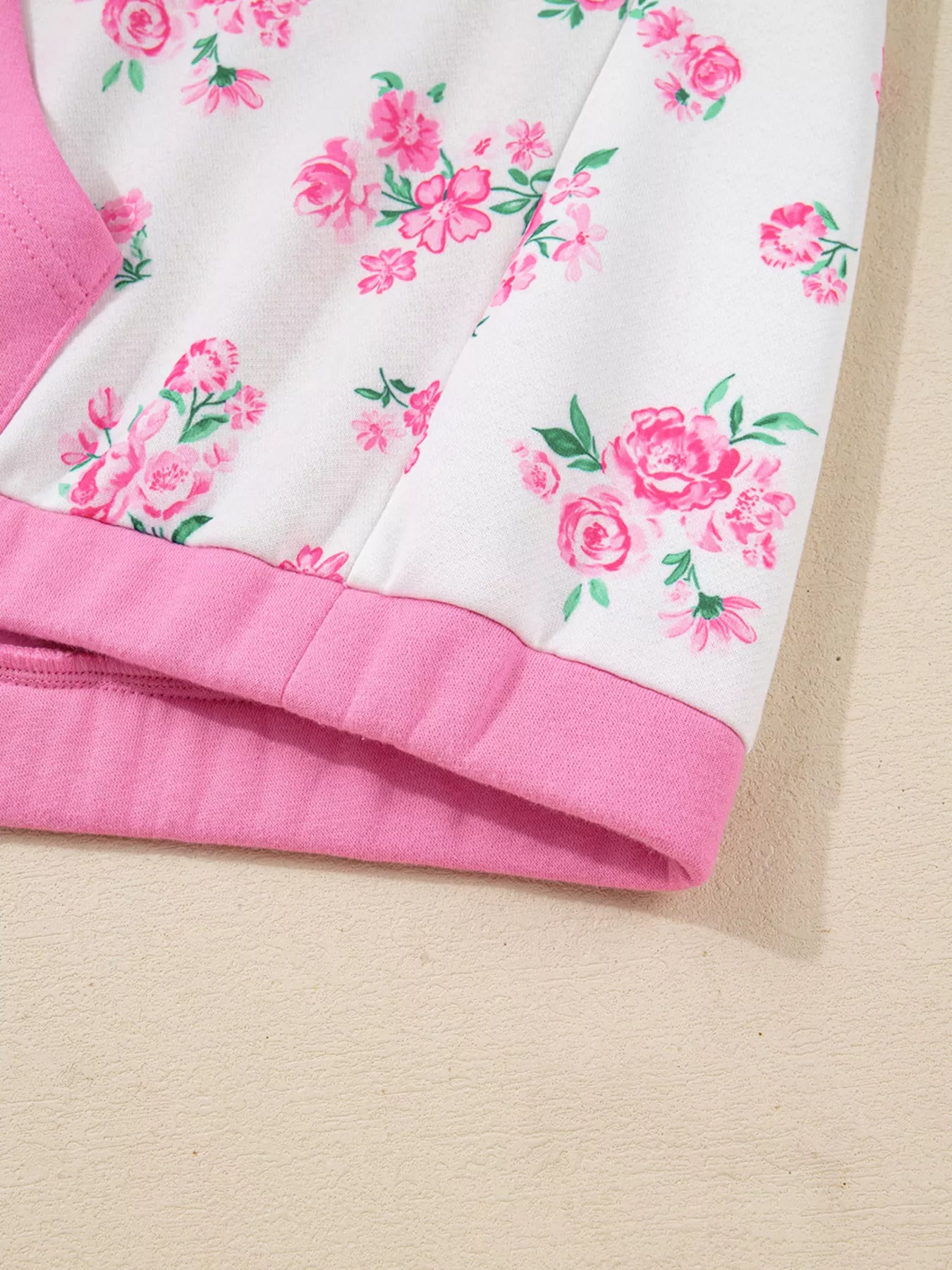 Plus Size Contrast Polo Collar Floral Patchwork Elastic Cuffs Long Sleeve Top - Polos