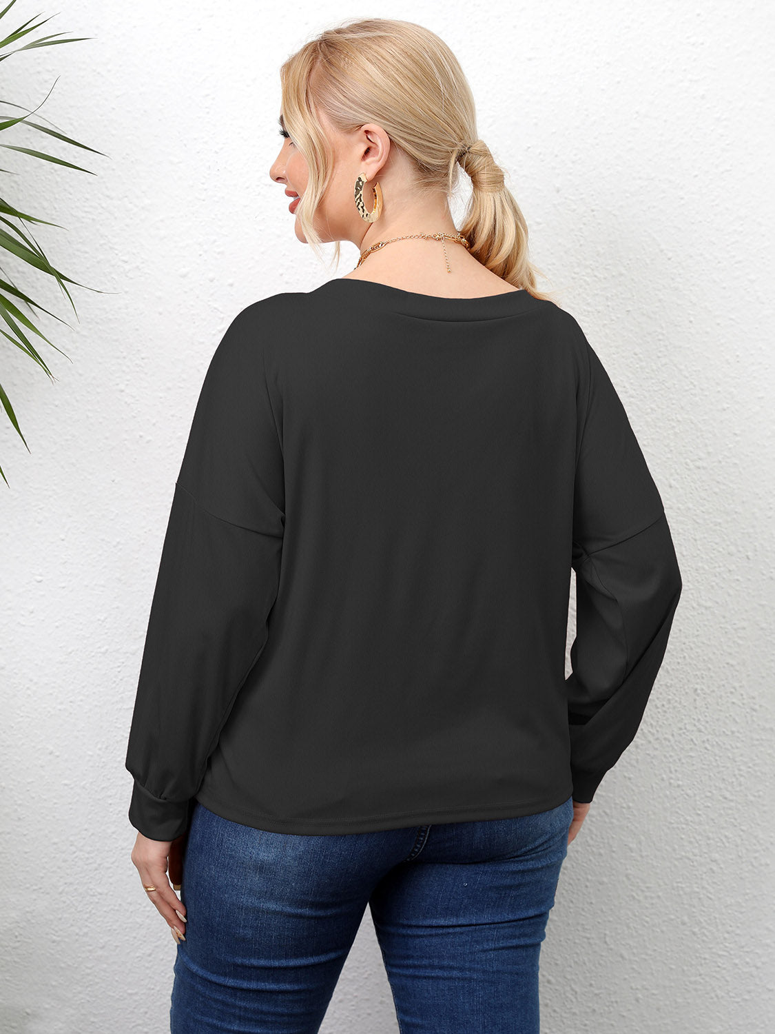Plus Size Twisted T-Shirt for Women - Tops