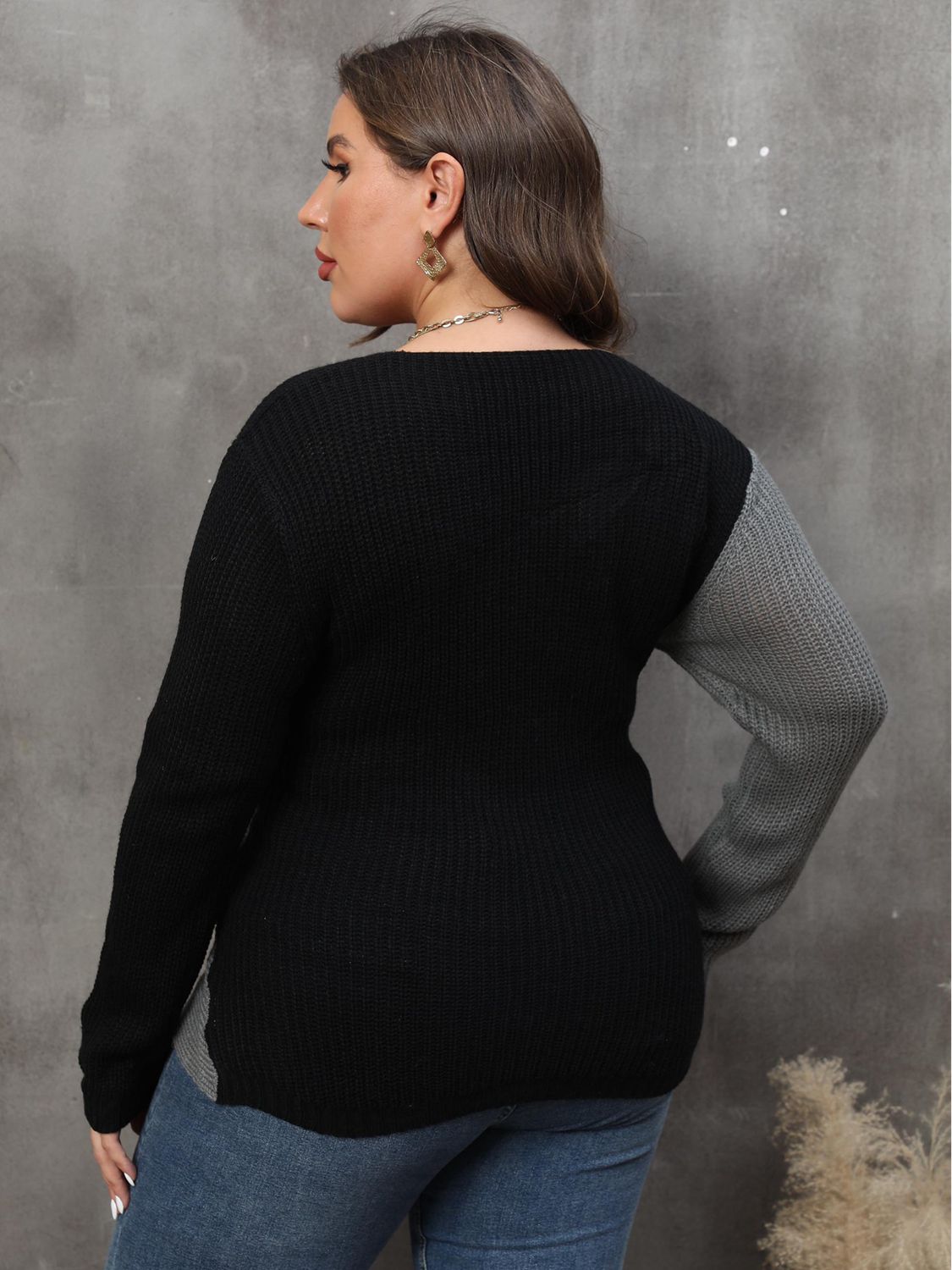 Plus Size Two-Tone Sweater for Women - Sweaters