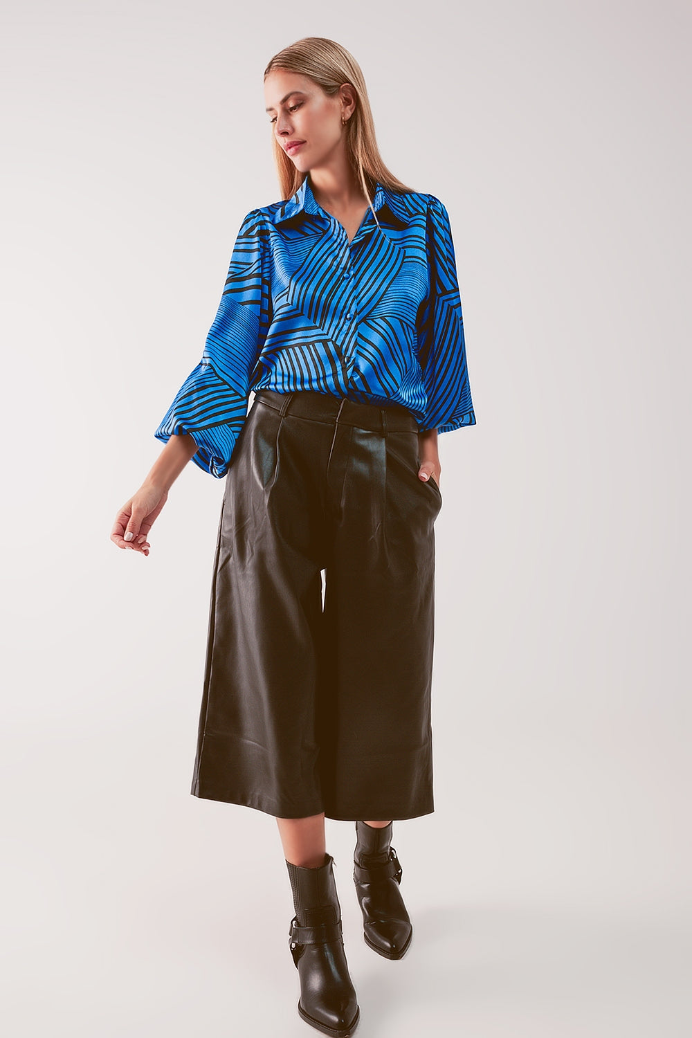 Puff sleeve printed blouse in blue - Blouses