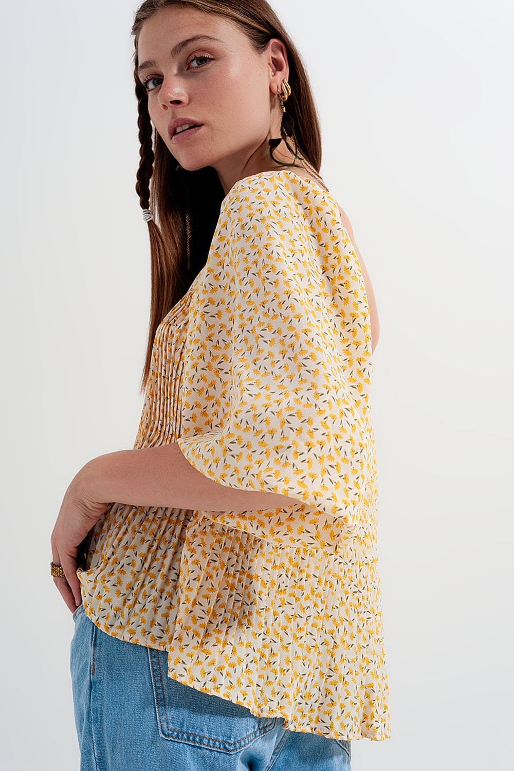 Puff sleeve top with square neck in yellow floral print - Tops