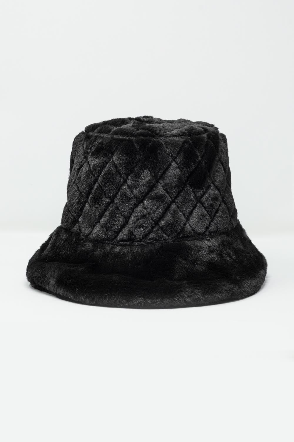 Quilted Bucket Hat In Black Faux Fur - Hats