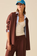 Camisola castanha de corte descontraído e mangas compridas