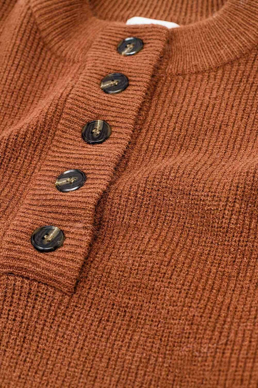 Relaxed Half-Button Sweater in camel - Jumpers