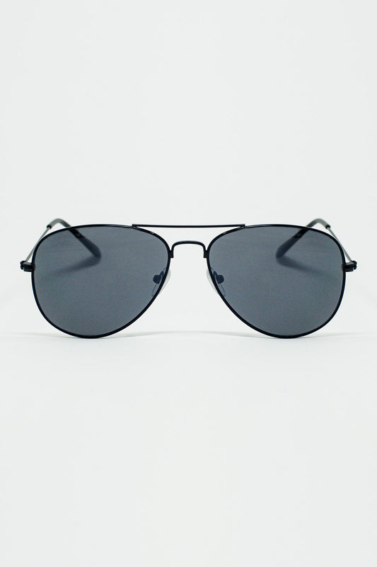 Retro Aviator SunglassesWith Smoke Lense in Black - Sunglasses
