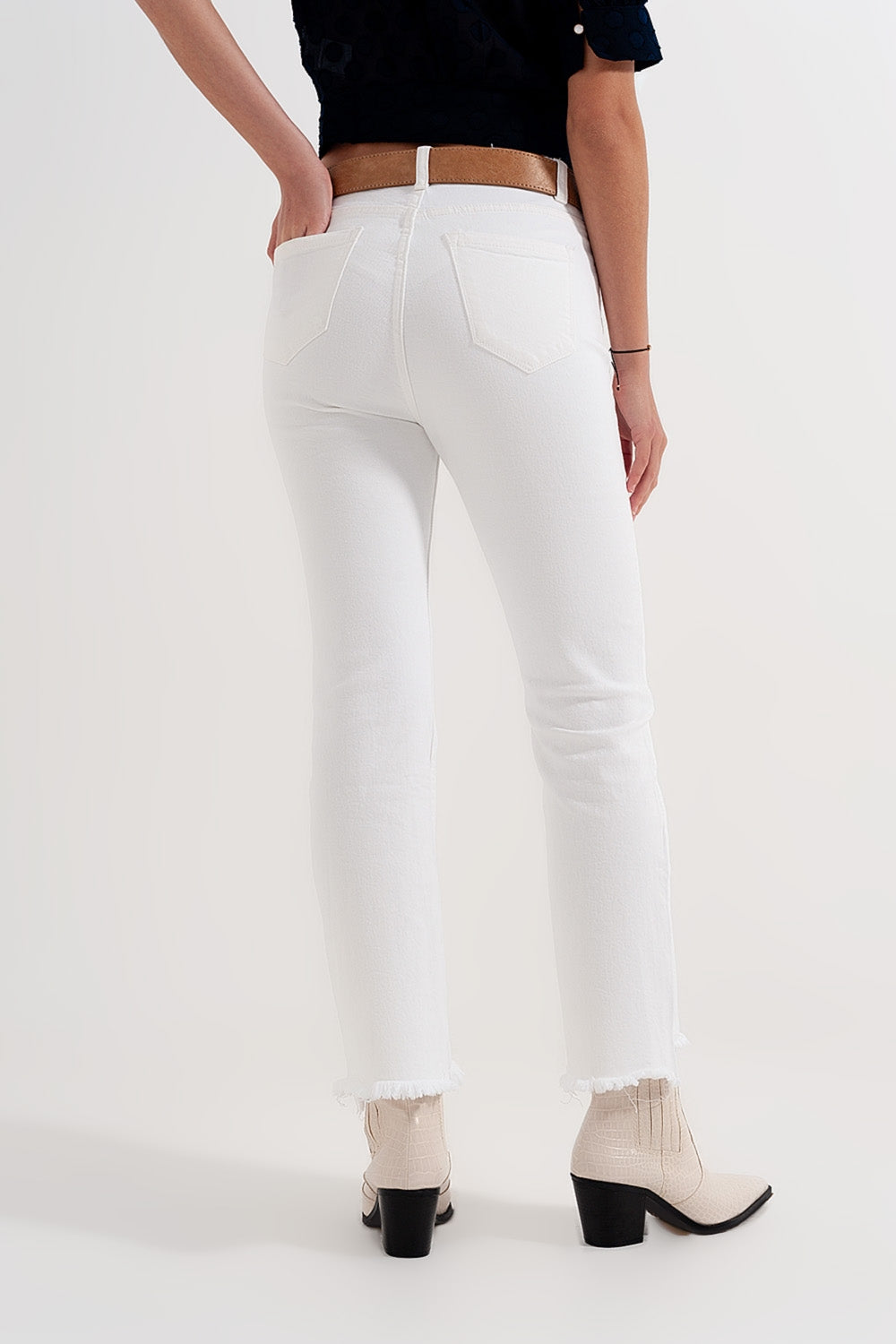 Rigid cropped flare jeans in cream with raw hem - Jeans