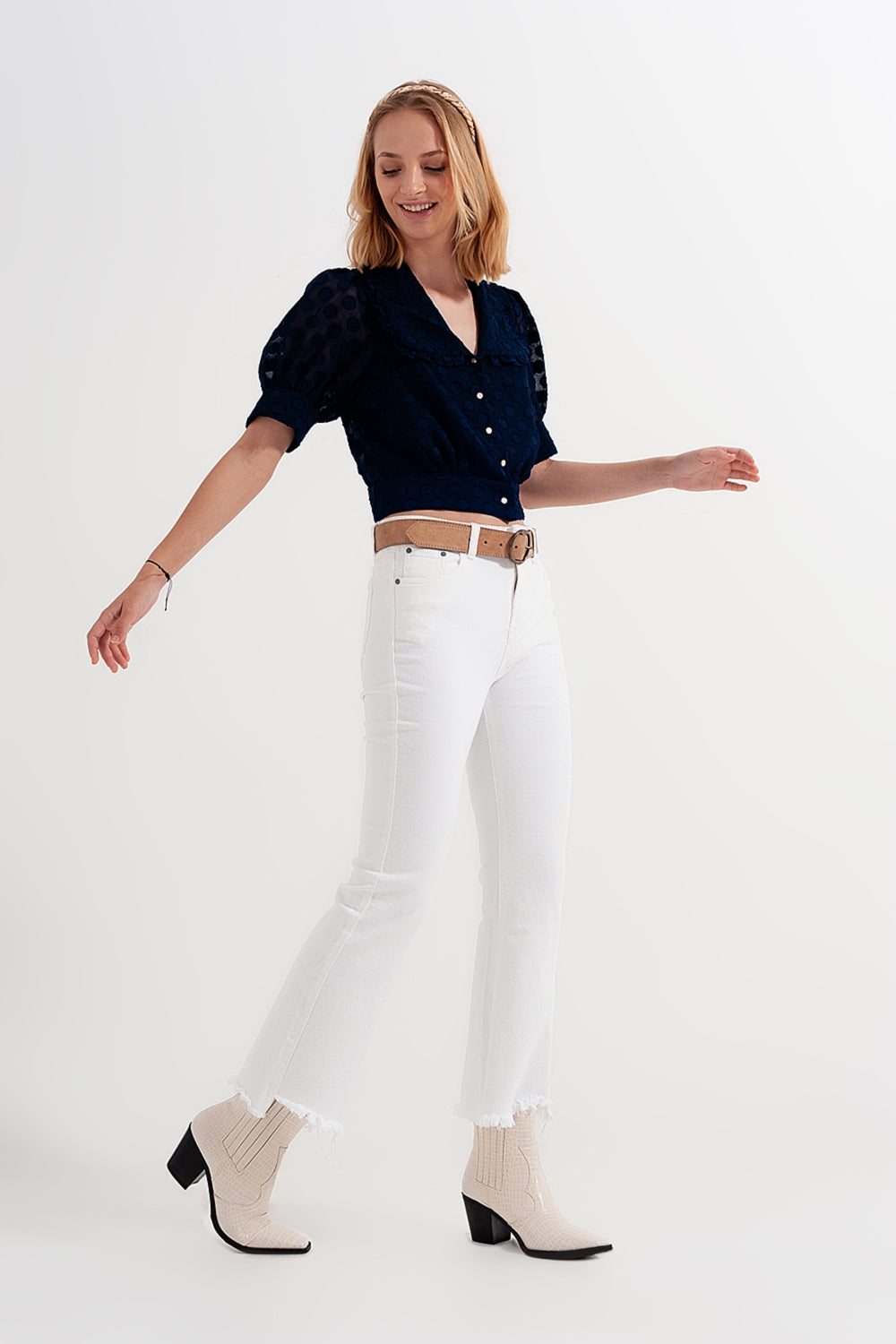 Rigid cropped flare jeans in cream with raw hem - Jeans