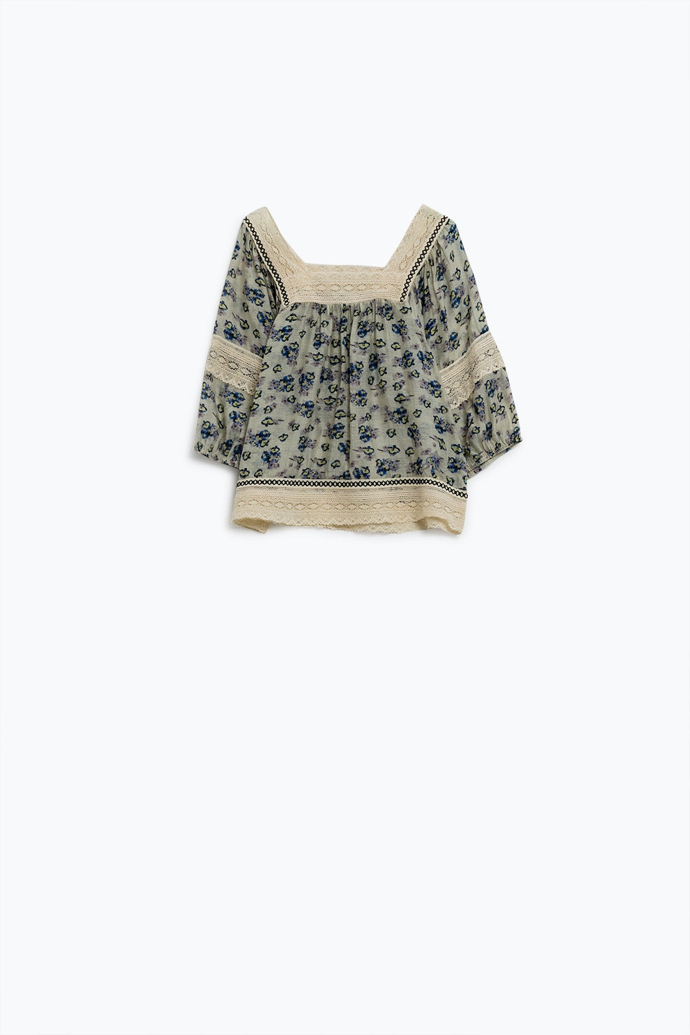 romantic blouse with flowers and lace detail - Blouses