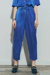 Pantalon court en satin bleu