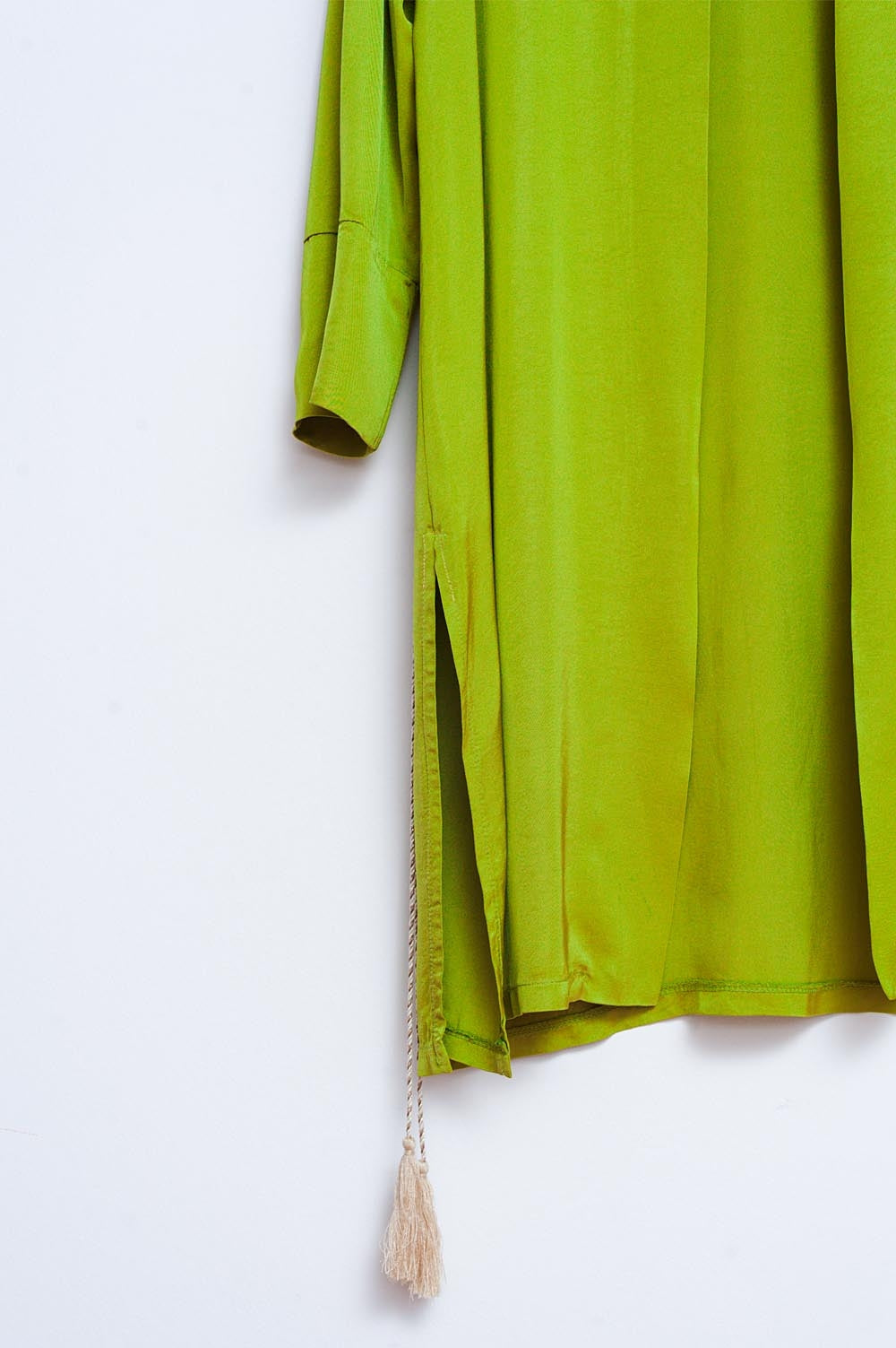Satin kimono in green - Kimonos
