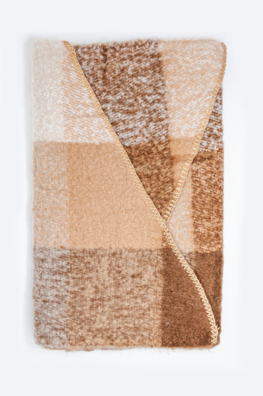 Scarf in beige and brown - Scarves