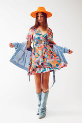 Robe portefeuille courte avec ceinture et imprimé floral en orange