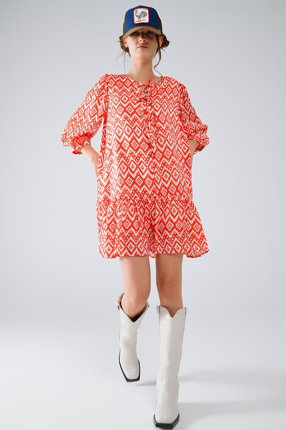 Short Dress With Tie At The Front Details in Ethnic Red Print - Dresses