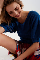 Short sleeve knitted top in blue