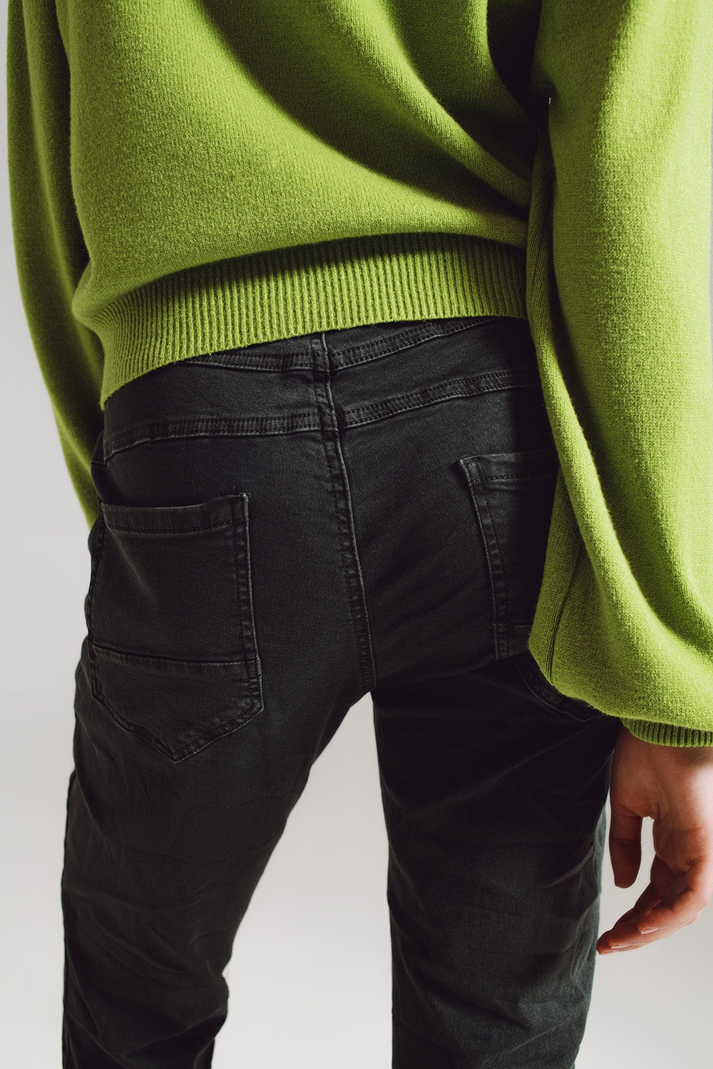 Skinny jeans with visible buttons in military green - Jeans