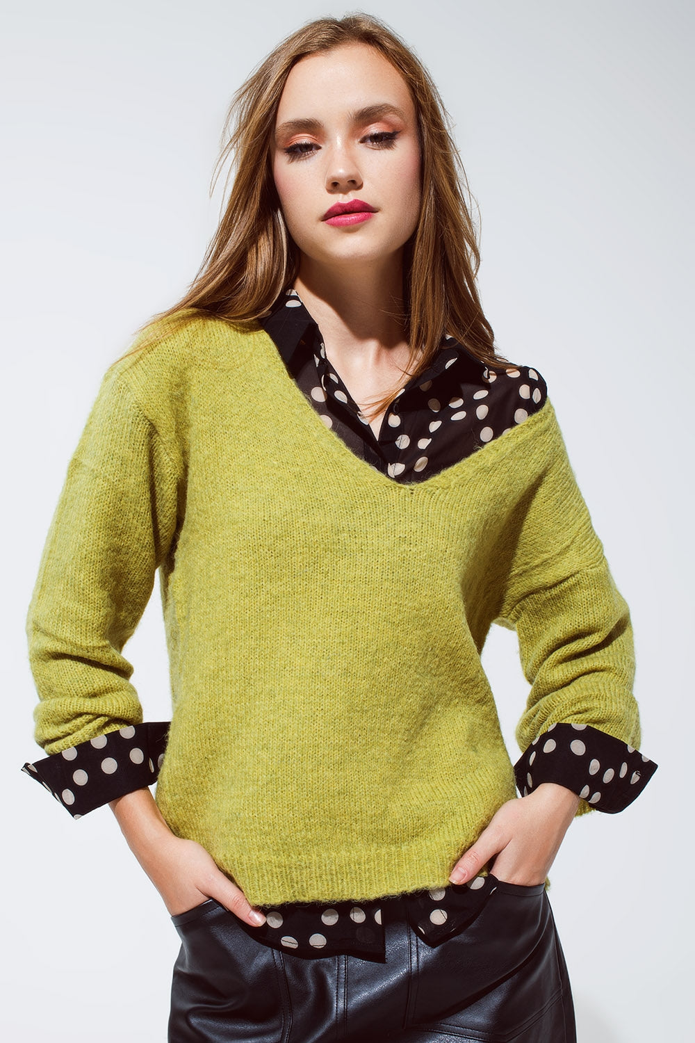 Soft green jumper with V Neck - Jumpers