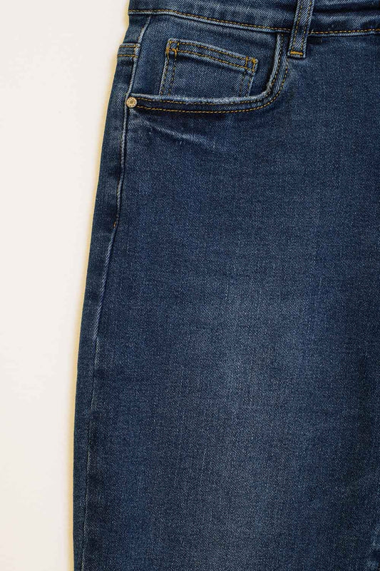 Straight leg jeans in dark blue with folded trouser legs - Jeans