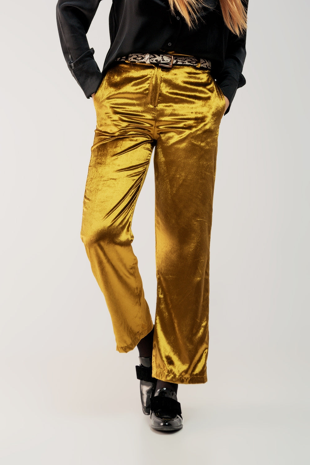 Straight leg velvet pants in lime - Trousers