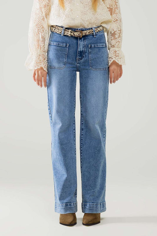 Stretchy Straight Leg Jeans With Front Pocked in Medium Wash - Jeans