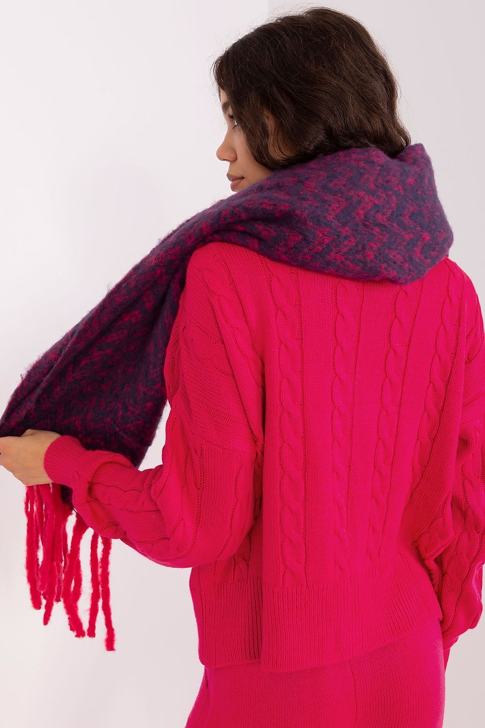 Stylish Ladies Shawl for Winter - Chic Warm Accessory - Accessories