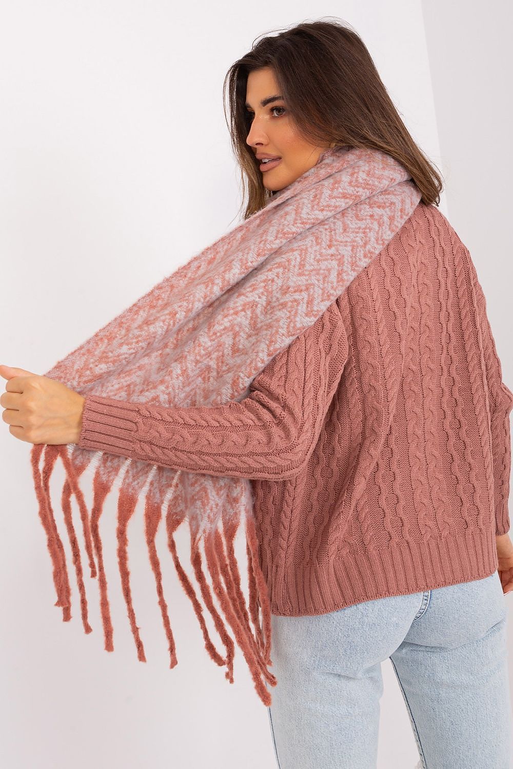 Stylish Ladies Shawl for Winter - Chic Warm Accessory - Accessories