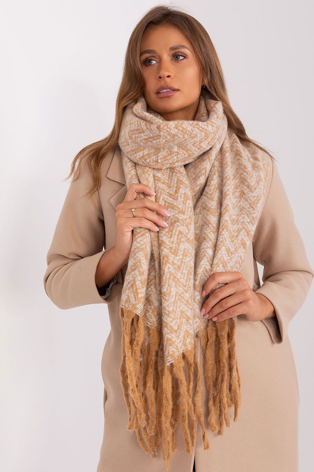 Châle élégant pour femme en hiver - Accessoire chic et chaud
