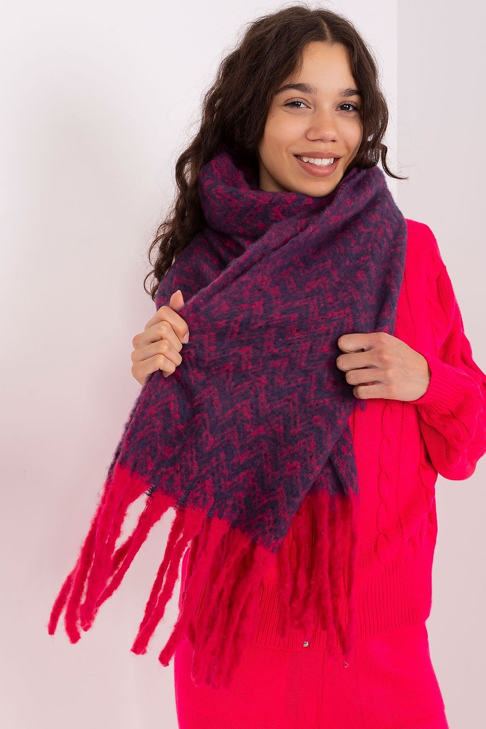Stylish Ladies Shawl for Winter - Chic Warm Accessory navy blue one-size-fits-all - Accessories