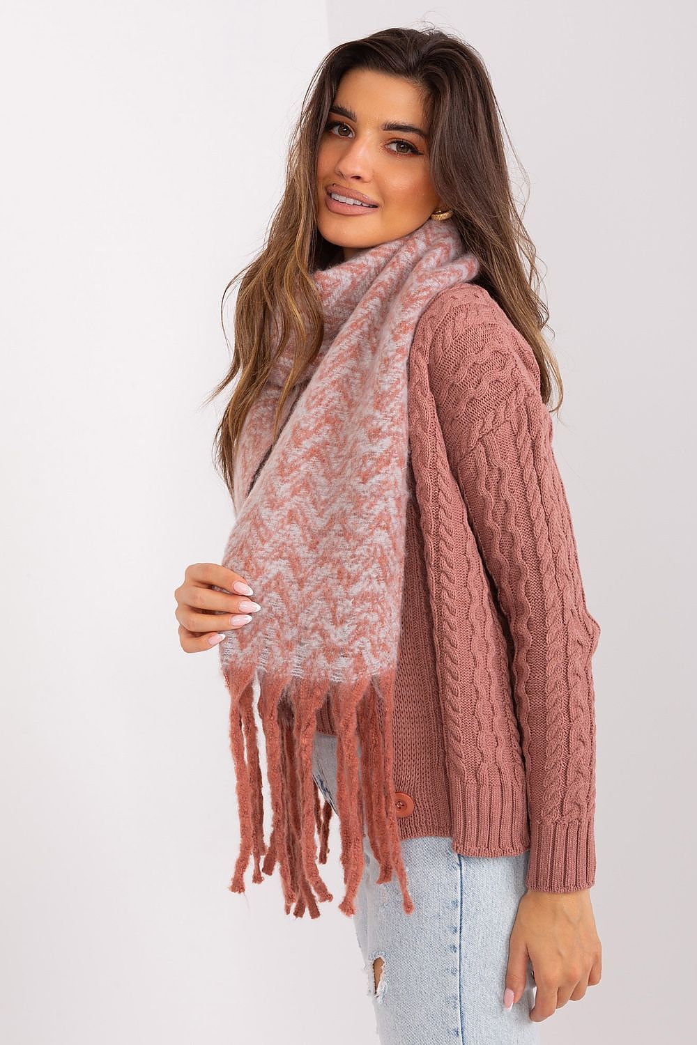 Stylish Ladies Shawl for Winter - Chic Warm Accessory - Accessories