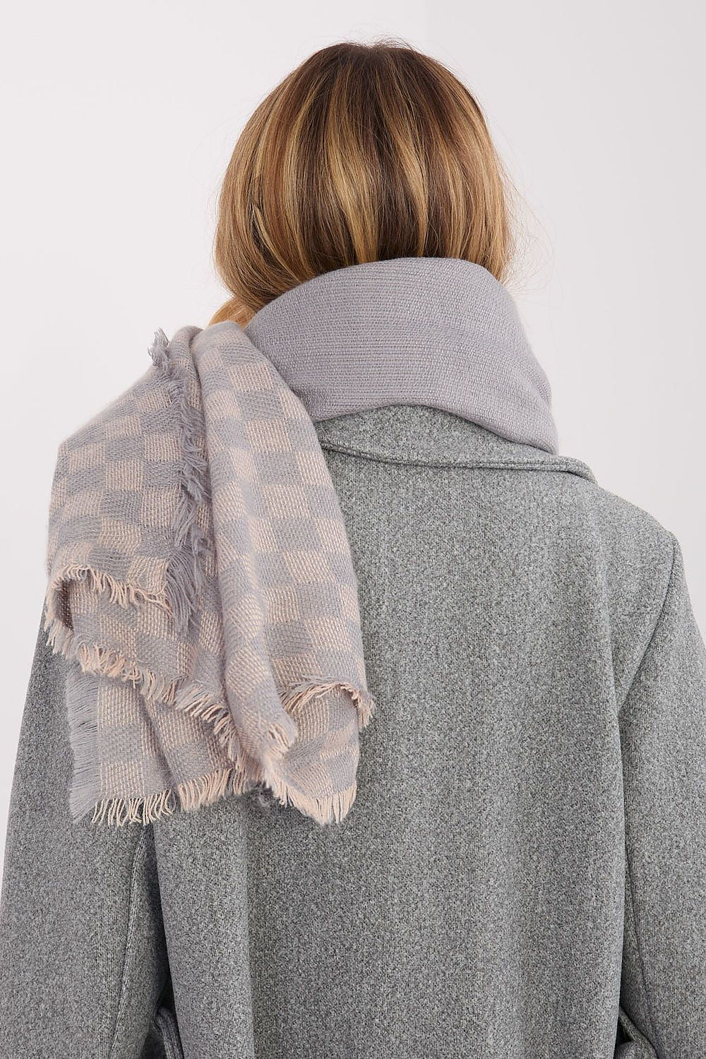 Stylish Winter Shawl Wrap for Trendy Outfits - Scarves