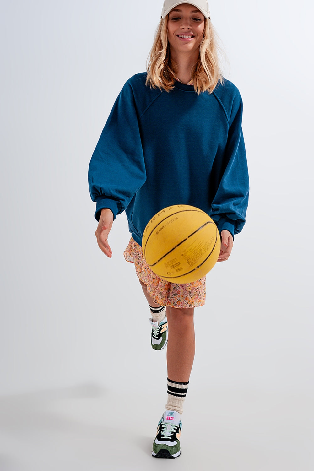 Super oversized sweatshirt with seam detail in blue - Sweaters