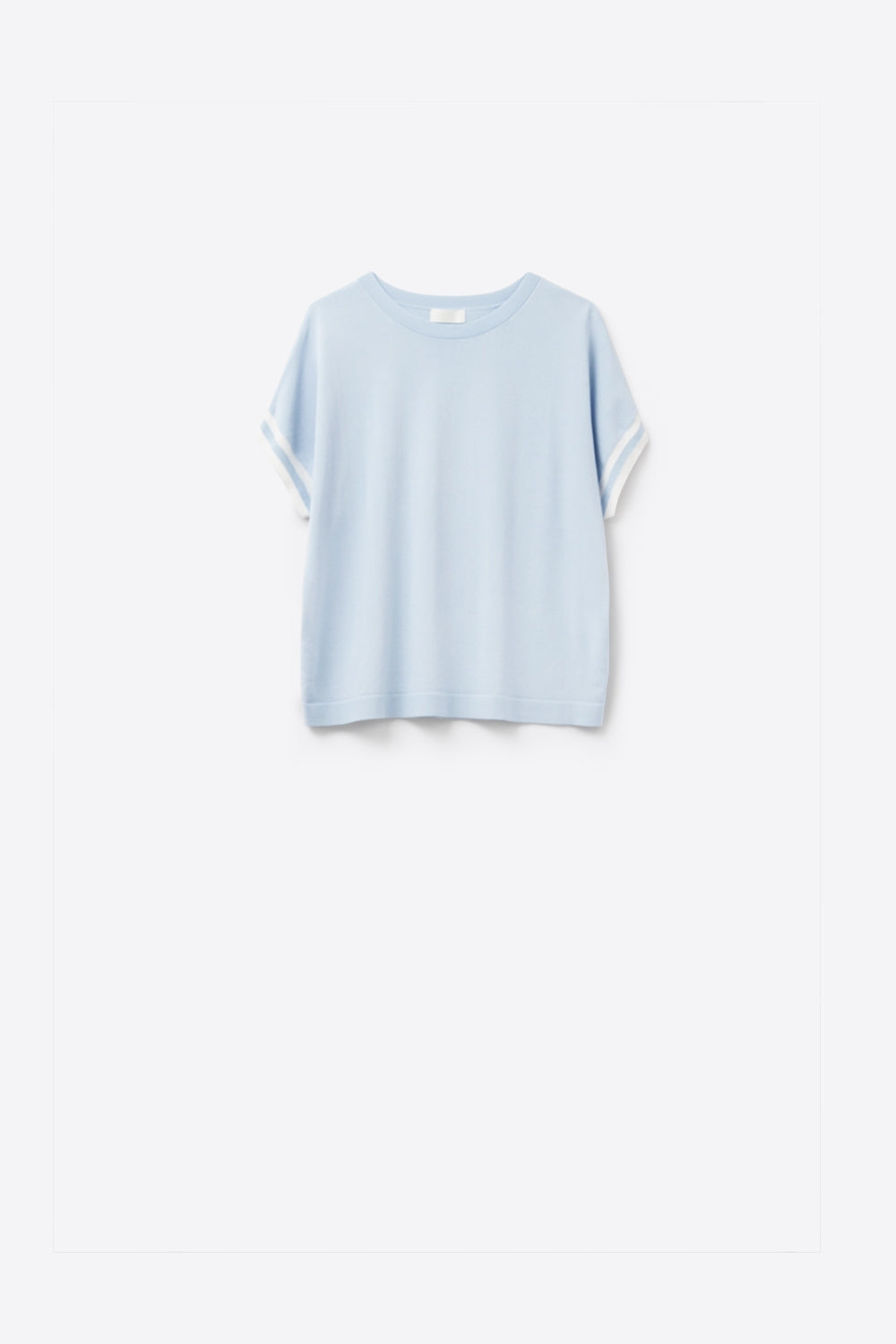 Sweater In baby Blue with white contrast detail - T-shirts