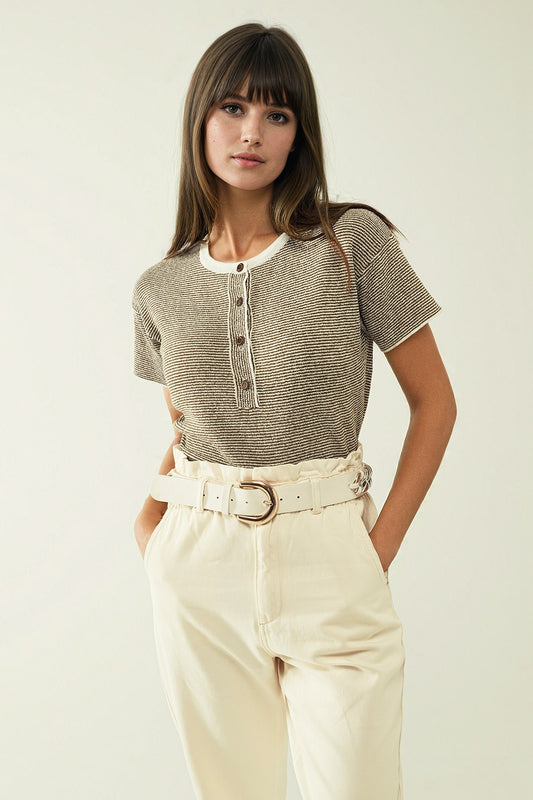sweater with khaki stripes and gold button closure - T-shirts