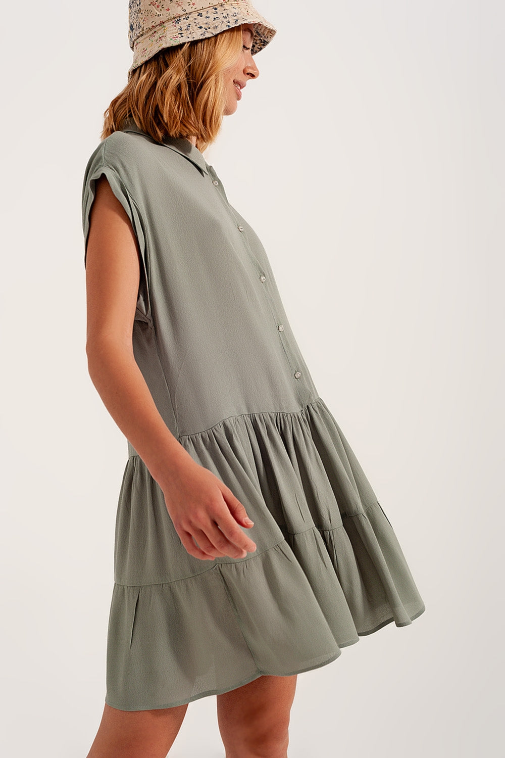 Tiered hem shirt dress in green - Dresses