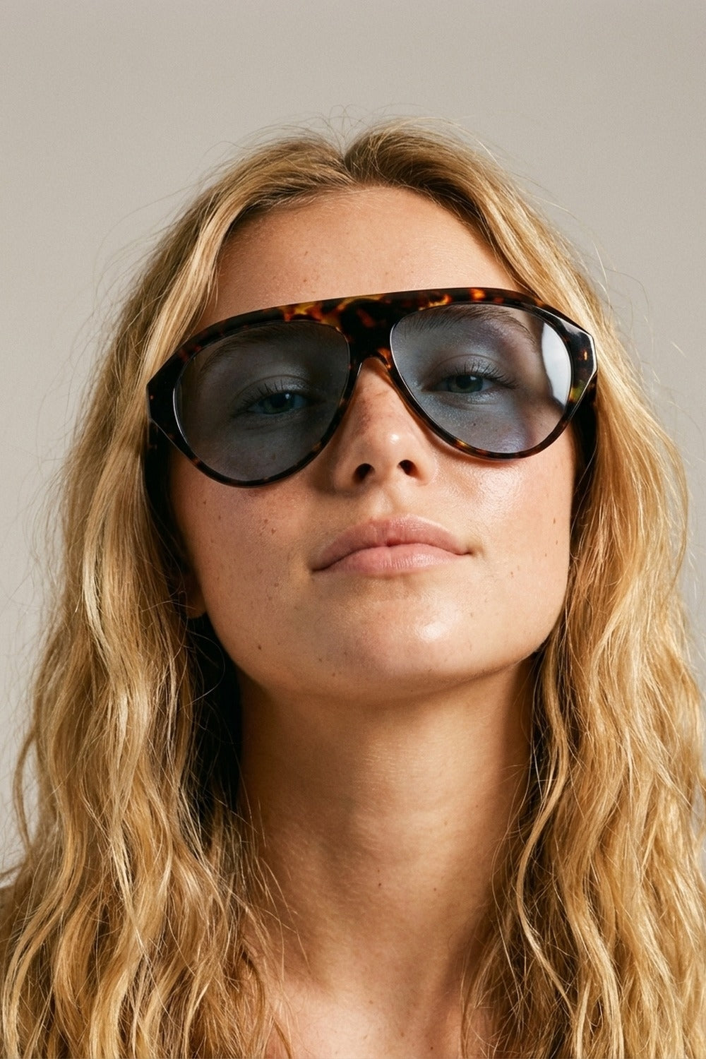 Tortoise Frame Blue Lens Oversized Sunglasses -