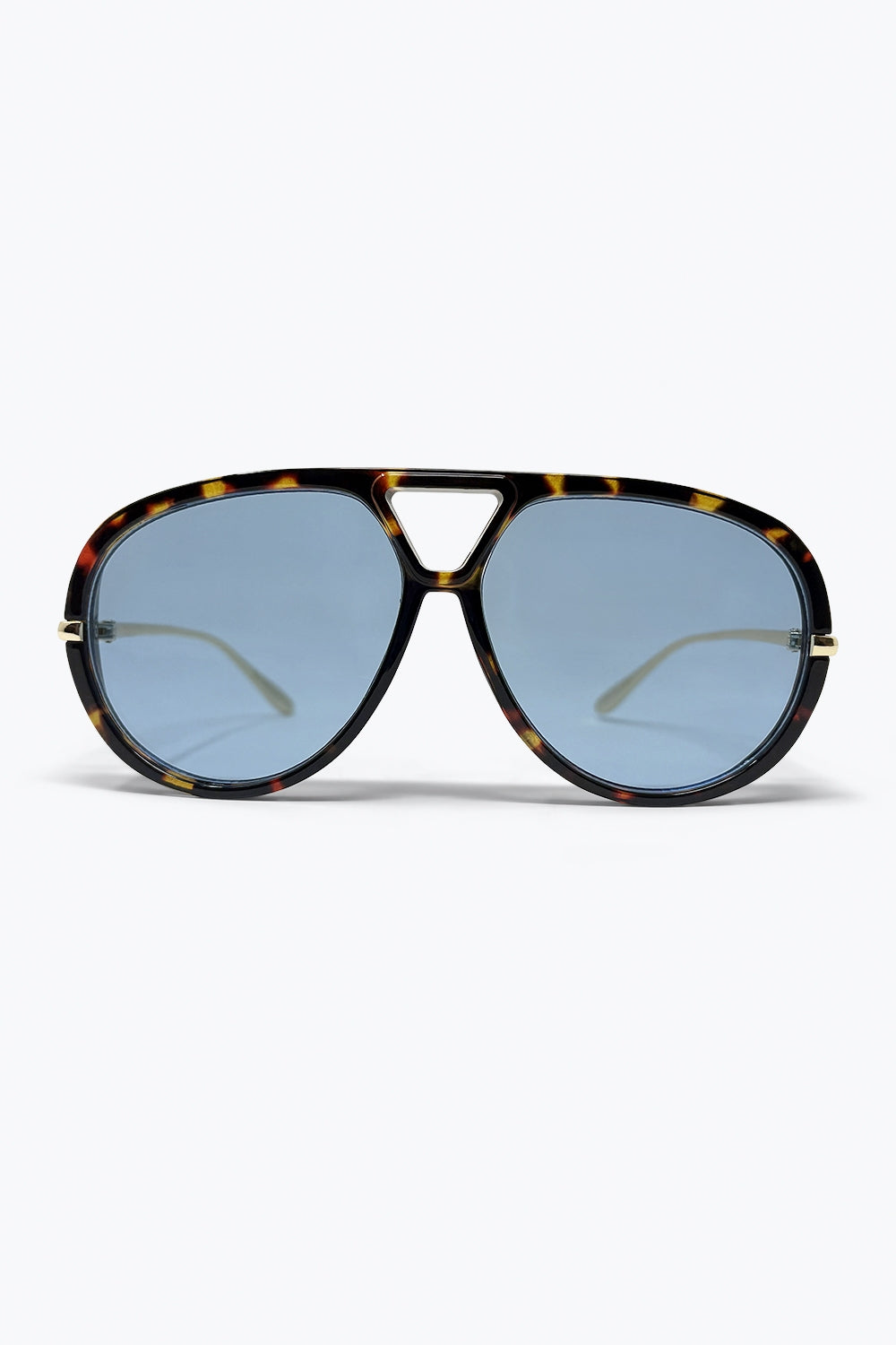 Stylish Q2 sunglasses with a tortoiseshell frame blue lens for a chic summer look