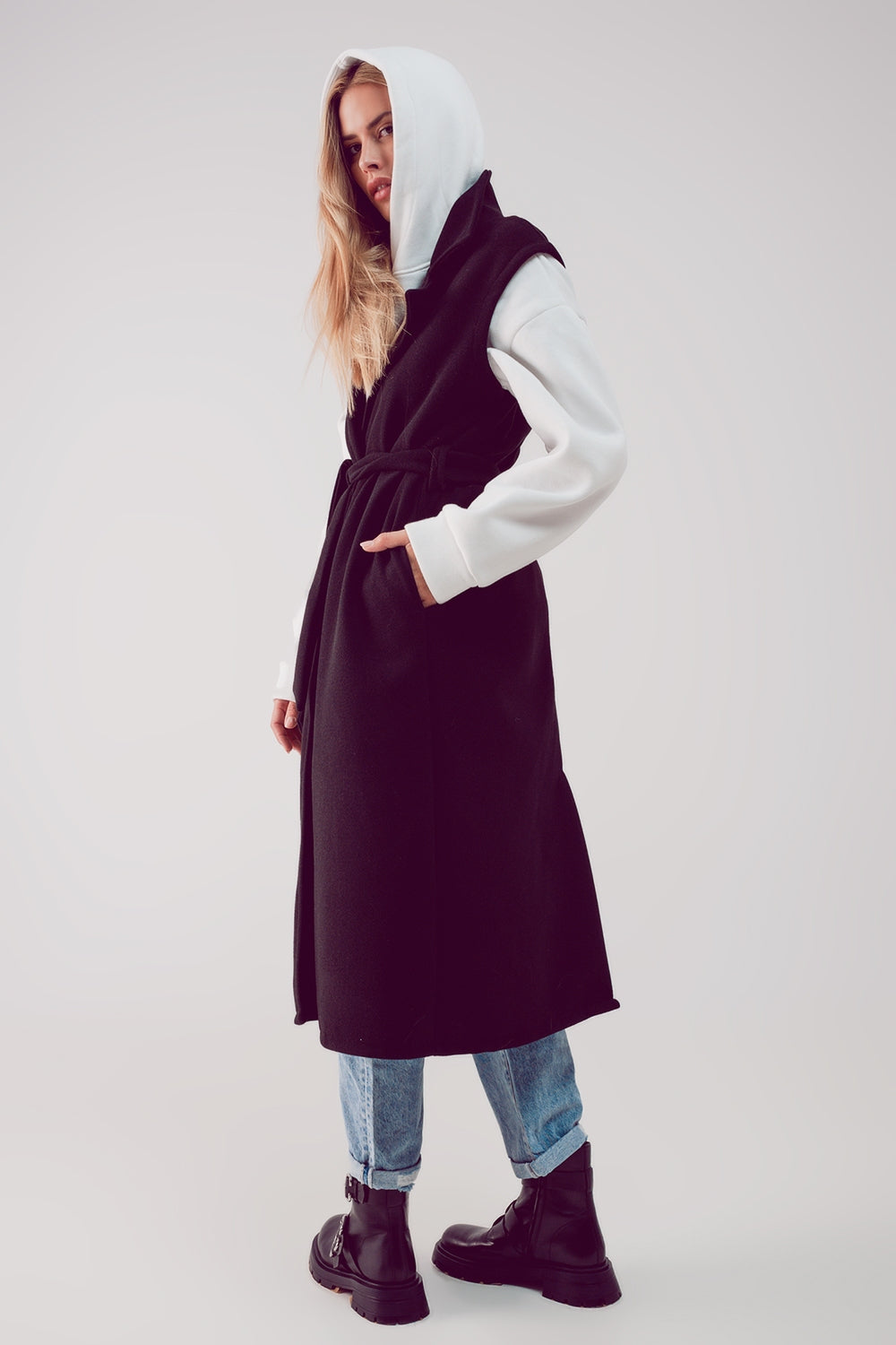 Ultra longline belted gilet in black - Vests