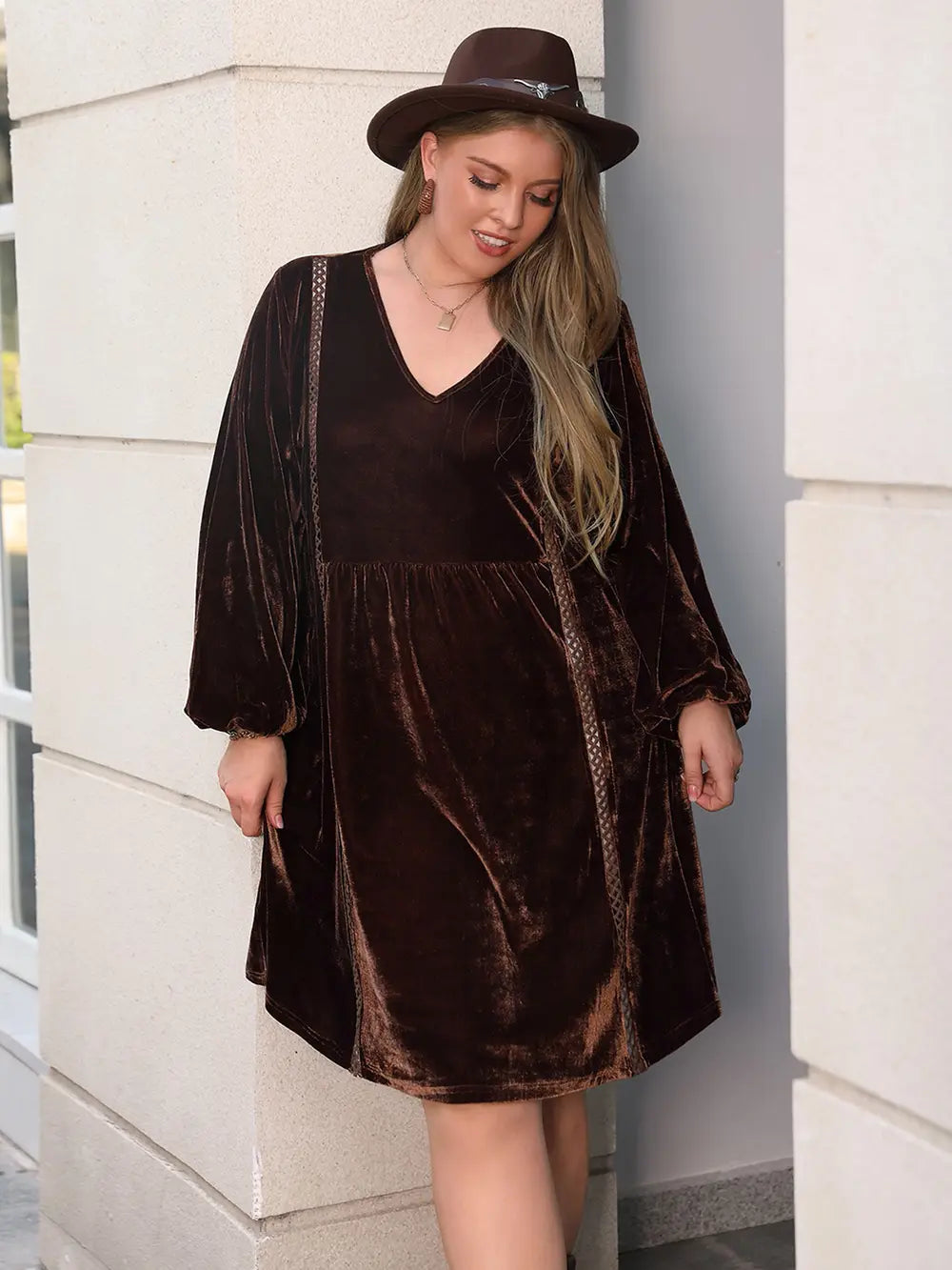 Plus Size V-Neck Balloon Sleeves Dress - Dresses