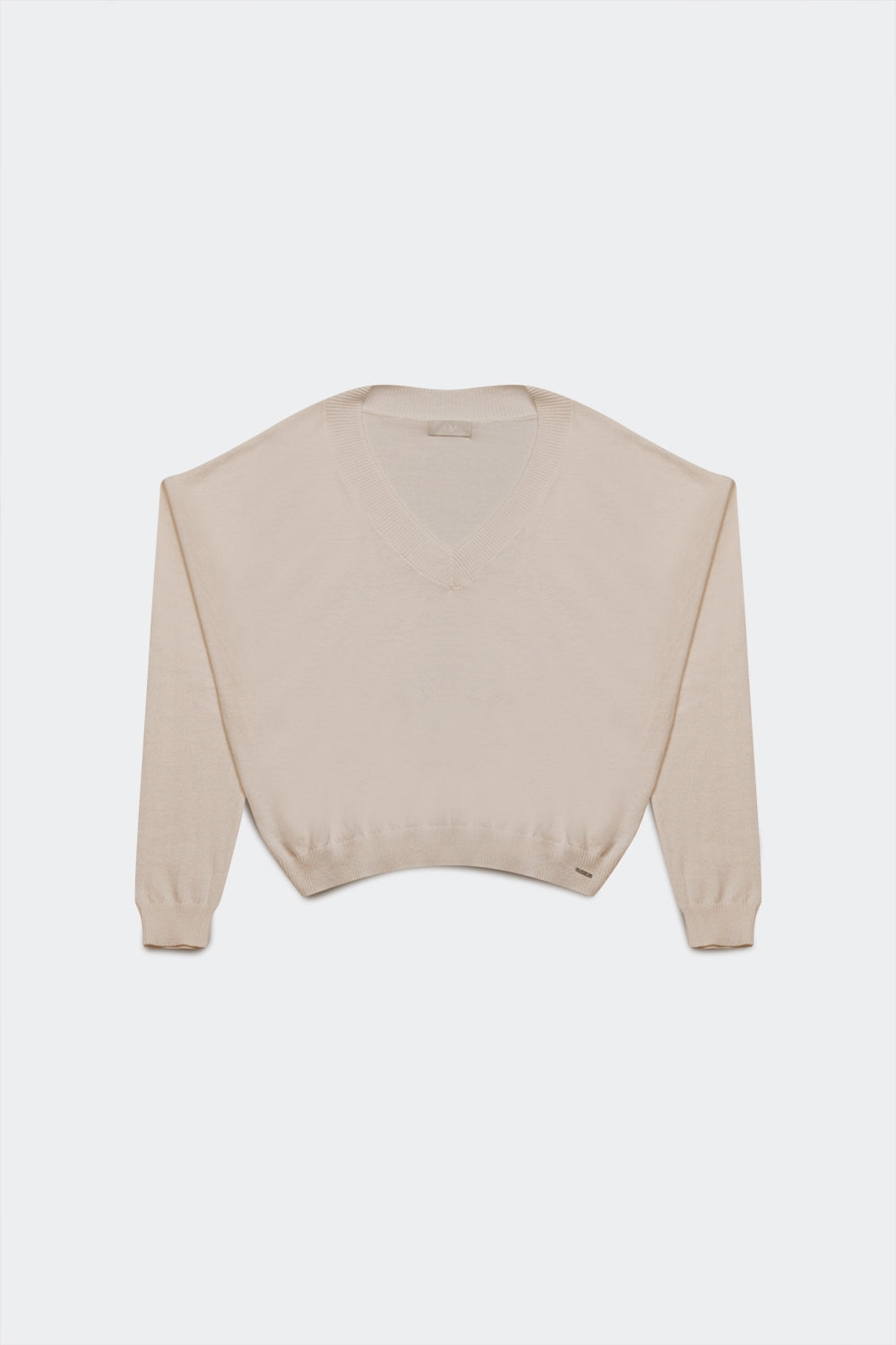 v neck fine knit sweater in cream - Jumpers