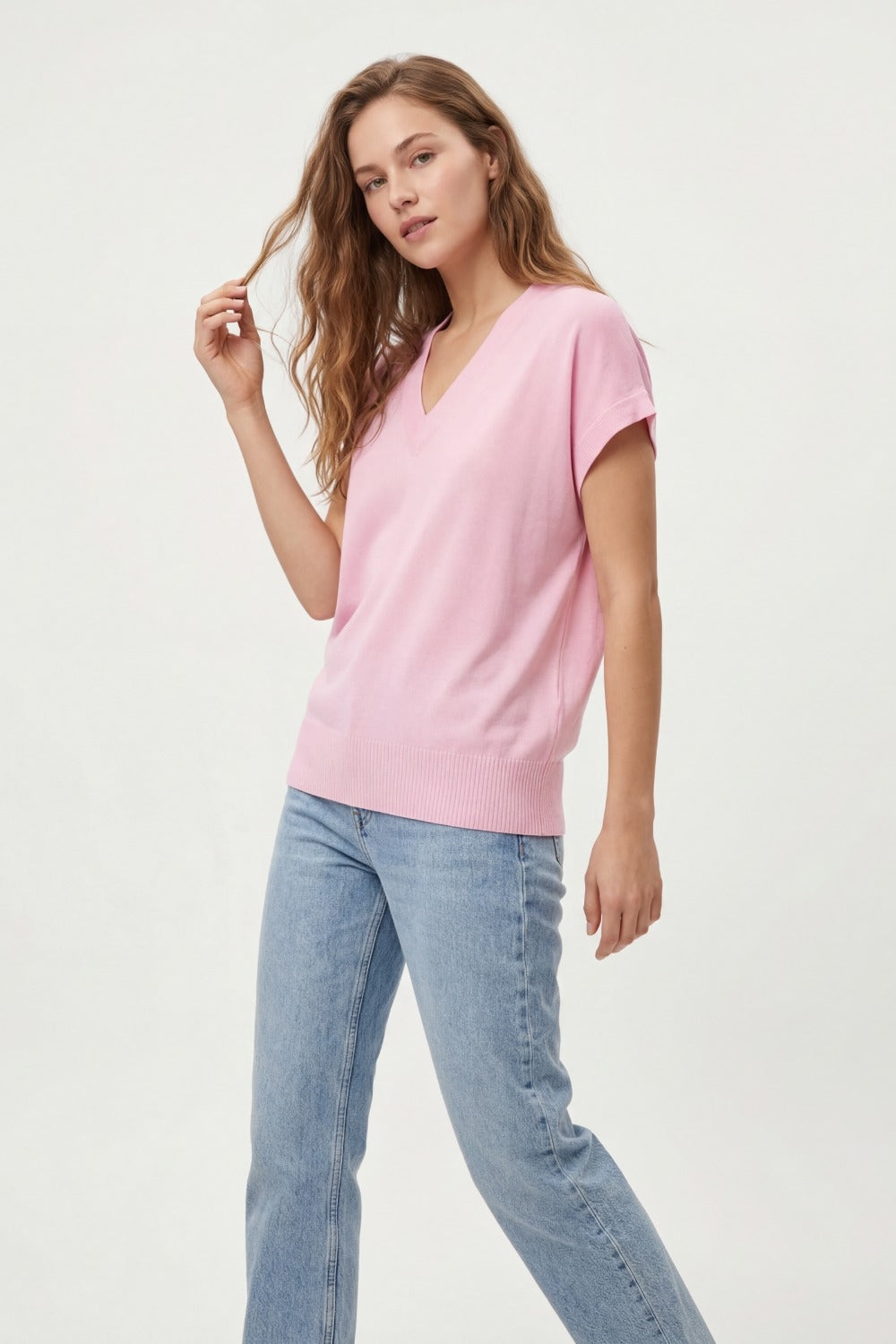 V-Neck fine Knit sweater with Ribbed Hem in pink color - Sweaters