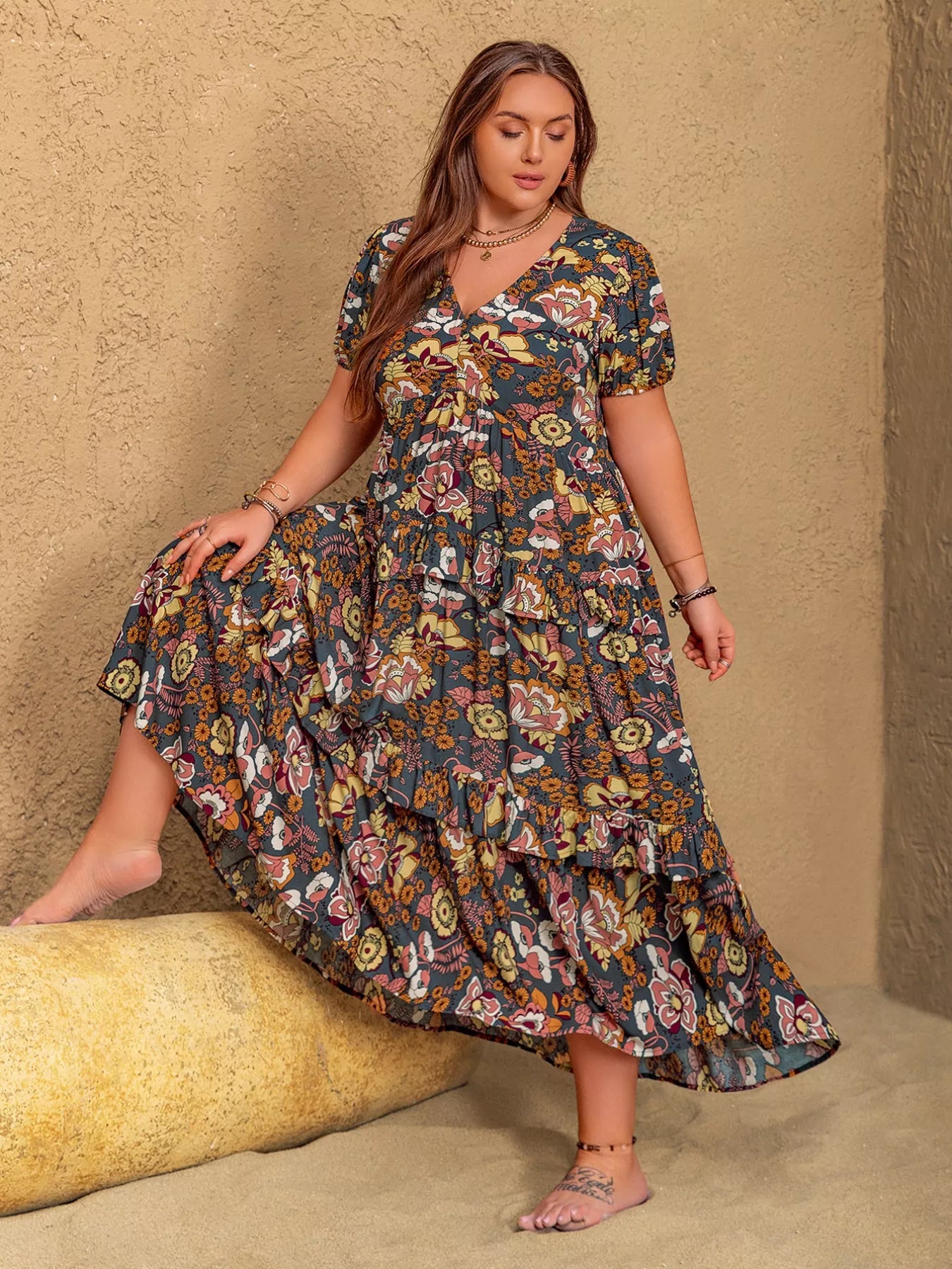 Plus Size V-Neck Short Sleeve Midi Dress -