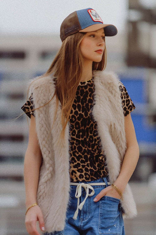 vest in beige in fine fur - Vests