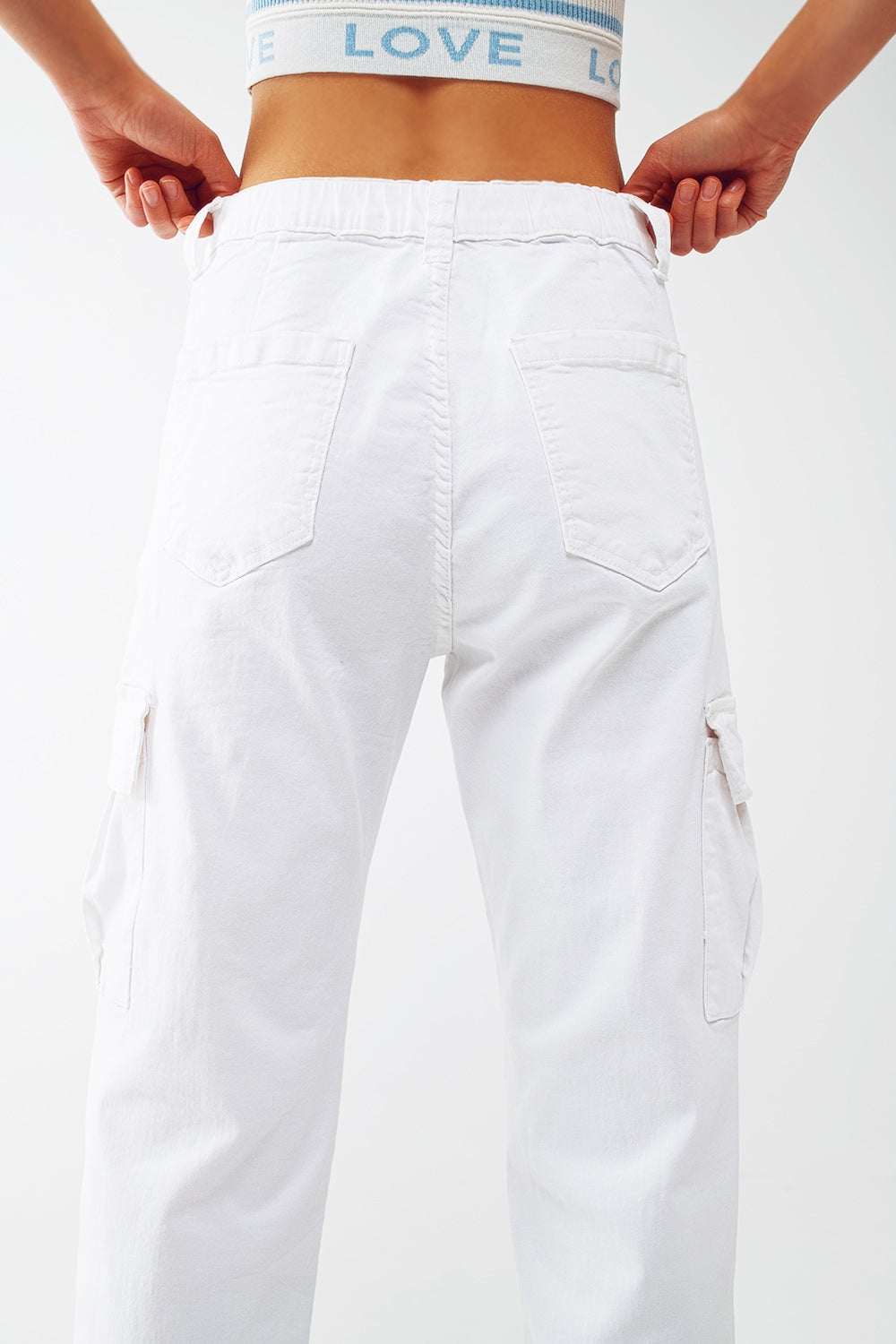 white cargo pants with elasticated waist and hem - Trousers