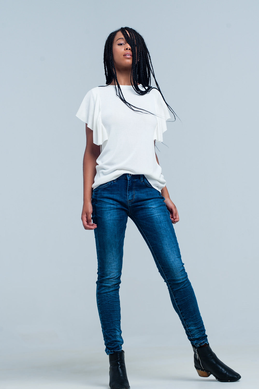 White sweater with ruffles - T-shirts