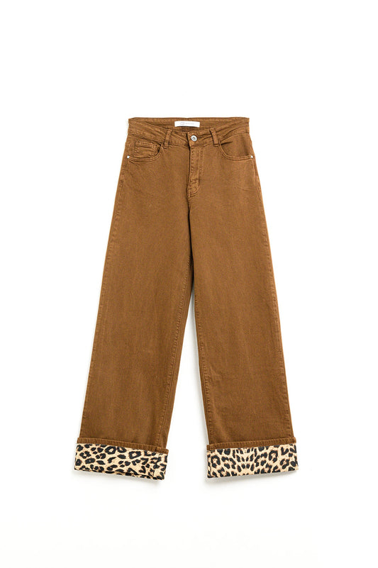 Wide leg camel pants with leopard print at the bottom - Jeans