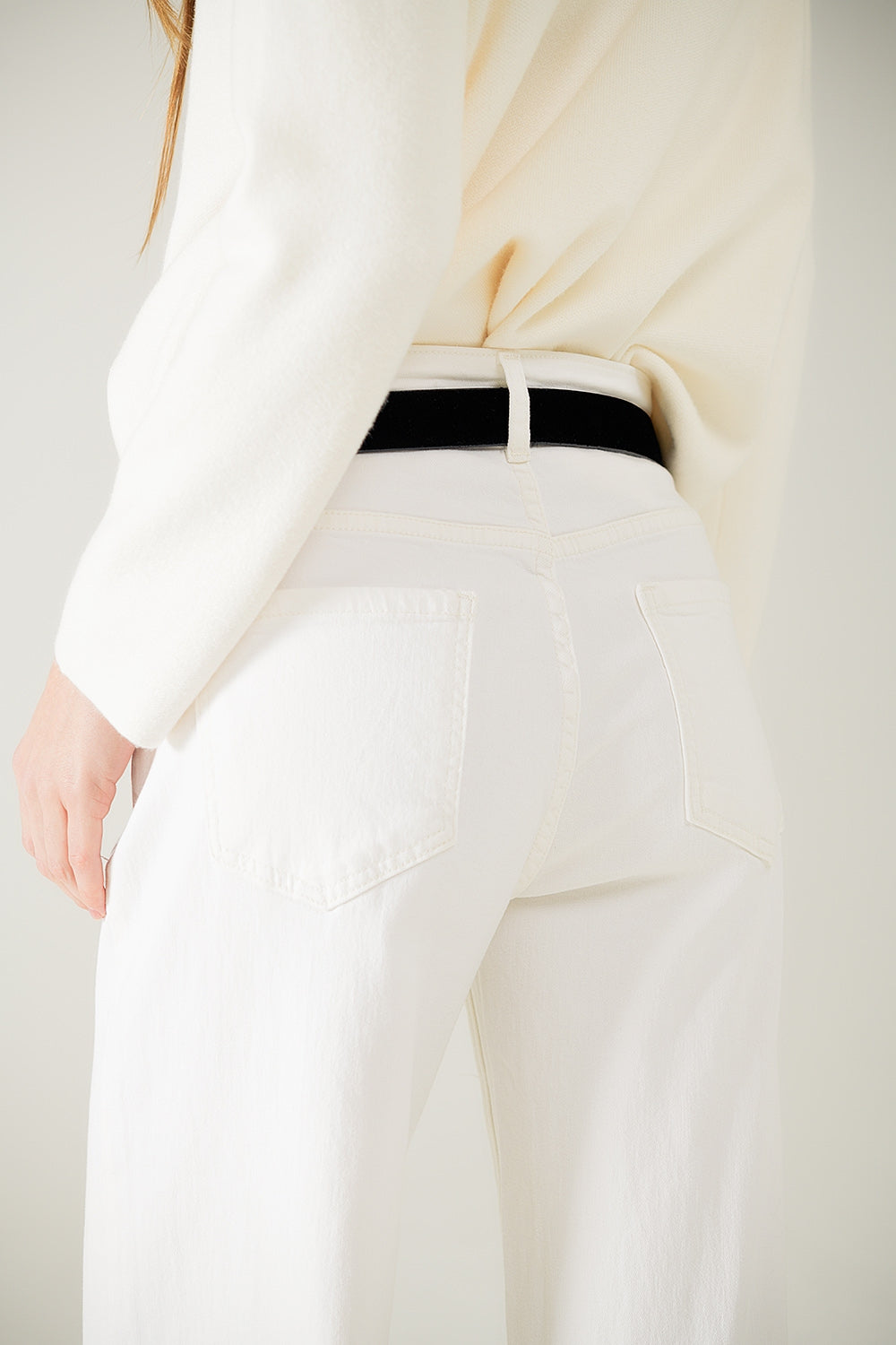 Wide leg cream pants with leopard print at the bottom - Trousers